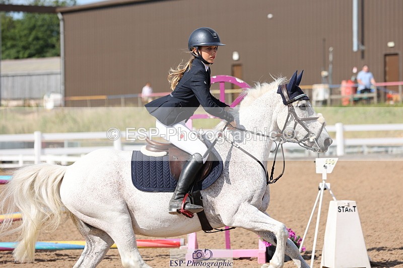 240629A-170804-08265 - Cls 13 Stepping Stones 128cm + 138cm