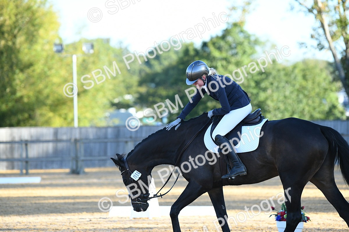 SBM_14365 - D4 - Small Tour Championship - Intro B