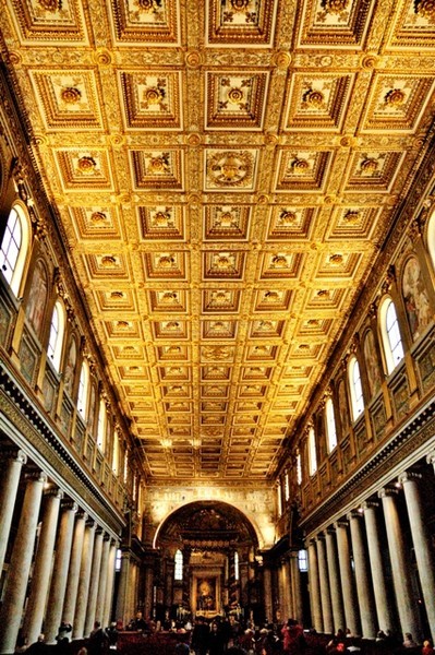 S. Maria Maggiore nave - Rome