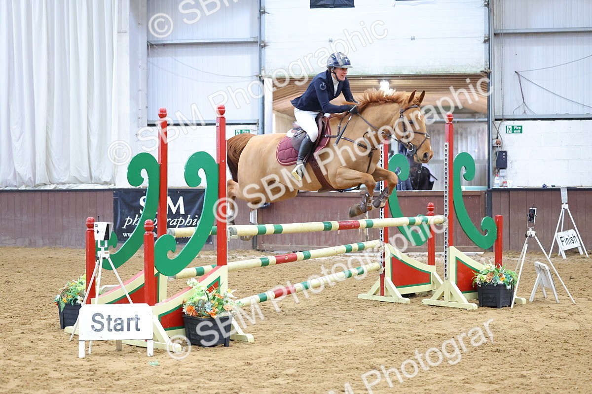 SBM_009977 - Class 21 - Nupafeed Supplements Senior Discovery/ 1m Open - First Round (1.00m)