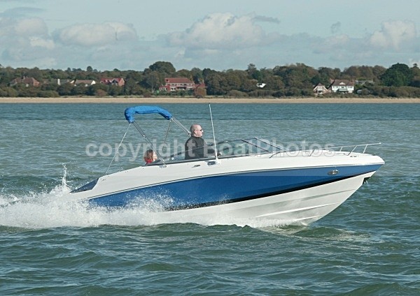 081018 8CDX1681 - Motorboats - Open