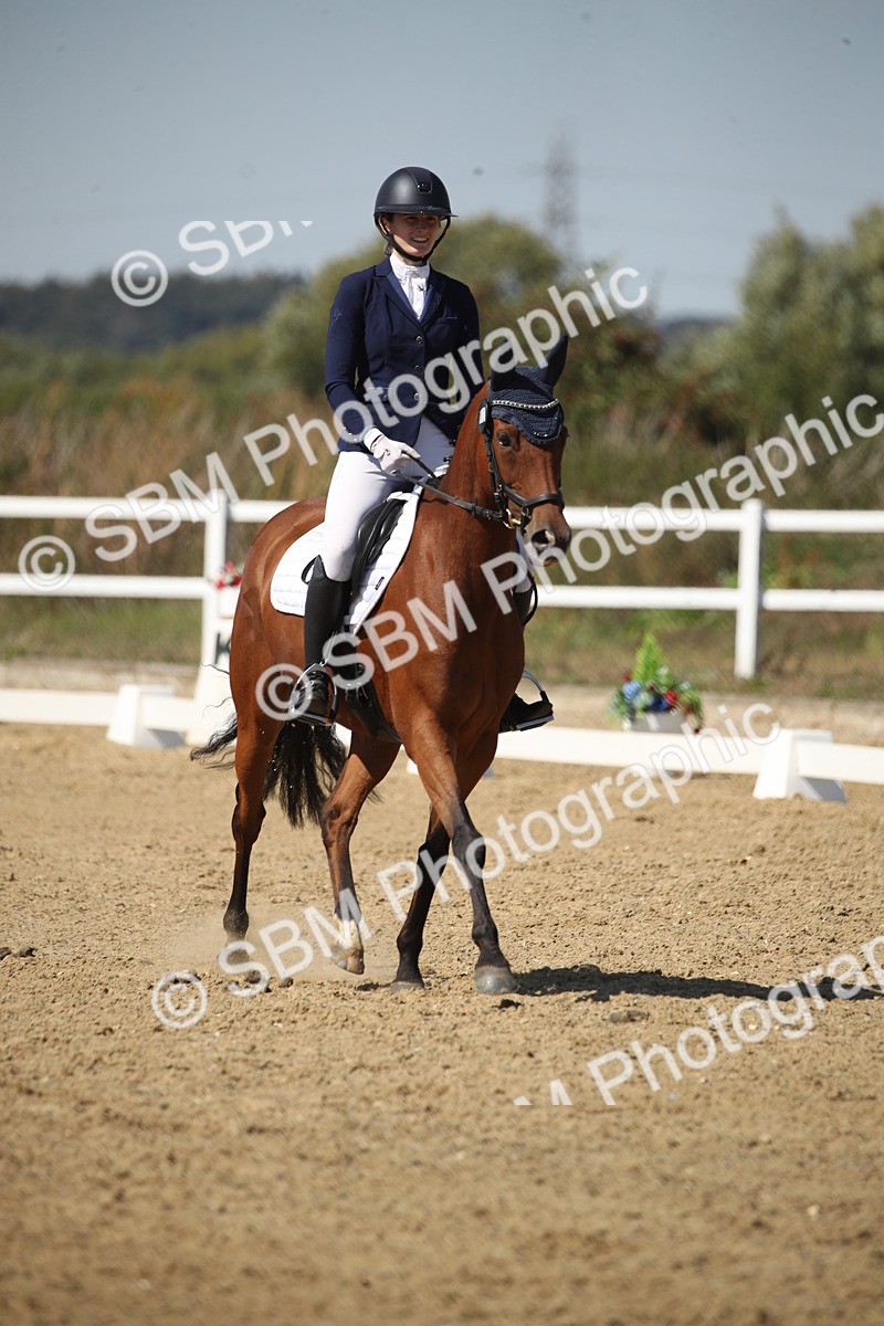 SBM_005758 - Class 11 - Novice 5 - 13.19-14.22