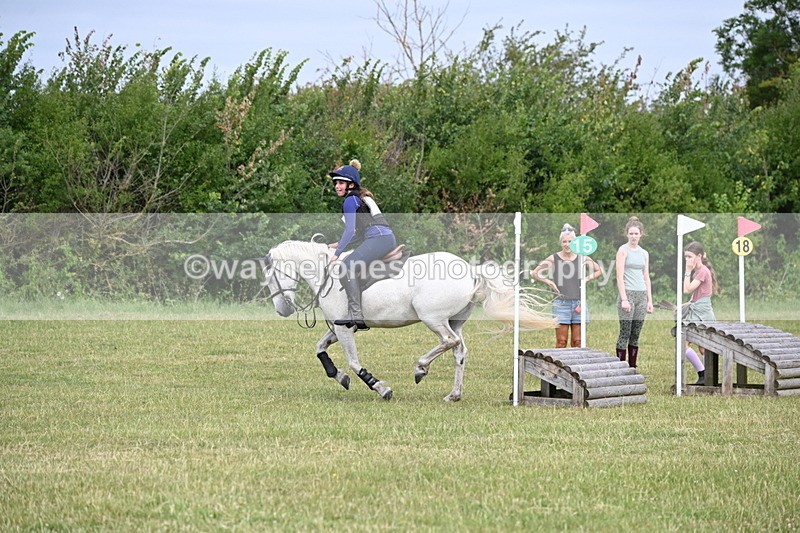 WJ6_6464 - 60cm XC Time 10:17 to 10:49