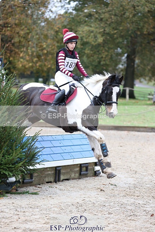 231118-135602-02060 - Cls 3 90cm