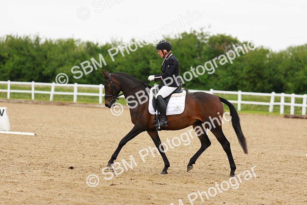 SBM_005374 - Class 16 - Novice 6