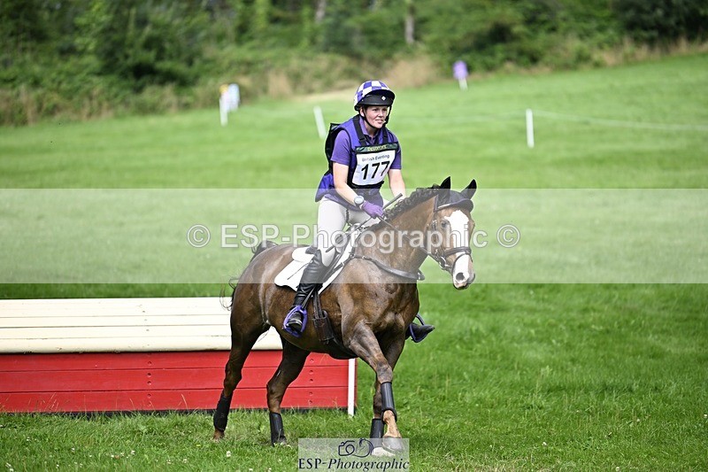 240803-145807-08359 - 173-Grace_Tucker-UPDOWN_DAI