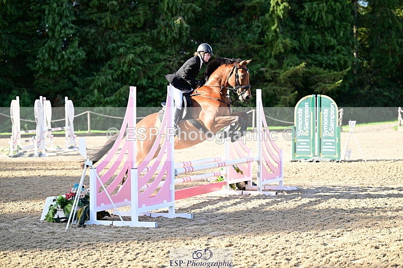 260905A-085409-00142 - Cls 01 AB 70cm Snr & Jnr