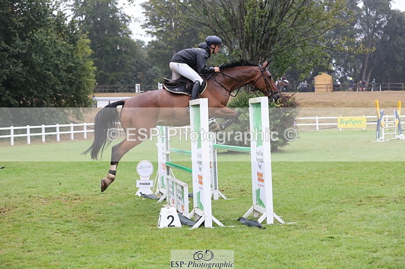 250830A-141308-06914 - Cls 16 Snr Newcomers and 1.10m Open