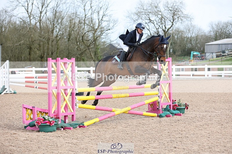 240406A-103459-02785 - Cls 20 British Novice and 90cm Open