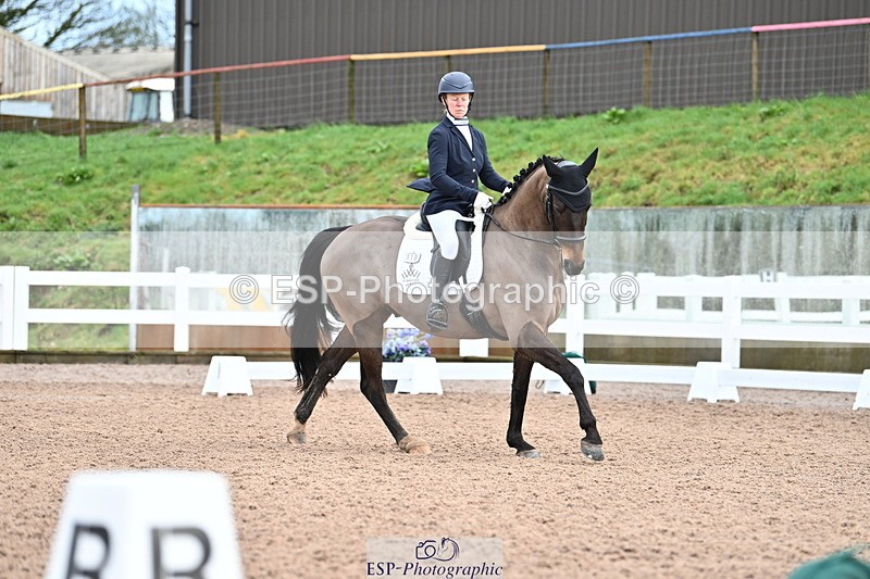 240218A-101952-05482 - 119-Shona.Mclauchlan-Diamond.Darco