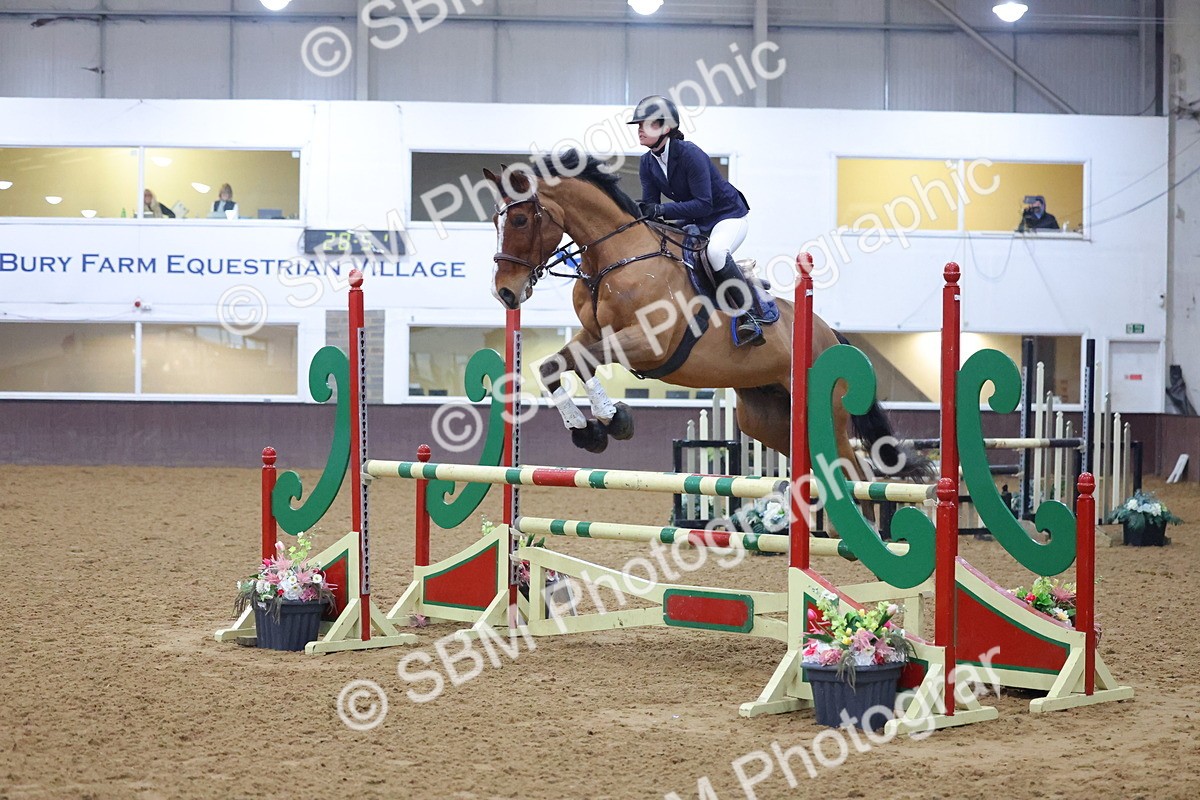 SBM_008917 - Class 22  - Senior Newcomers/ 1.10m Open - First Round (1.10m)
