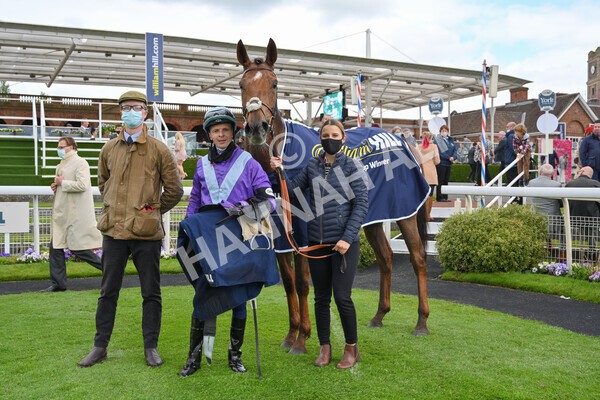yr22052021r2-37 - Race 2 2.40pm William Hill Brontë Cup