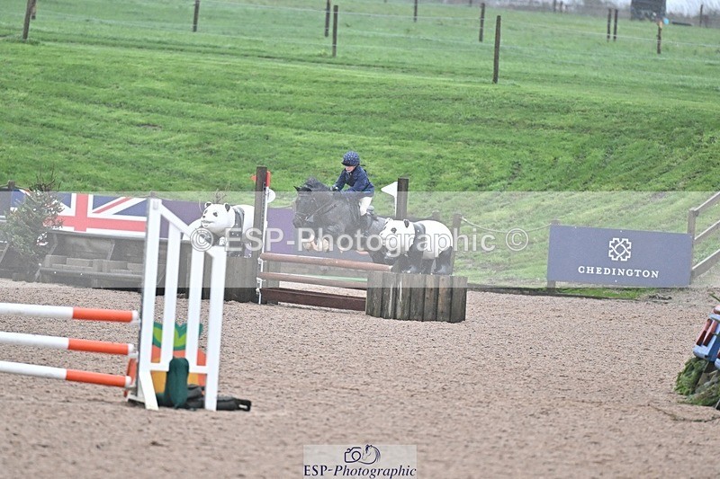 251122-101925-00084 - 70cm