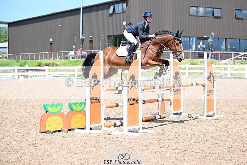 240605A-143322-00746 - Cls 4 Newcomers and 1.10m Open