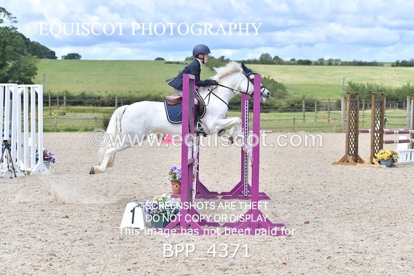 BPP_4371 - CLASS 19 SUN Springboard 128cm/ 138cm Restricted Handicap