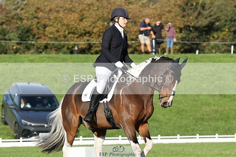 251024A-100452-07649 - D-341-Charlotte.Northcott