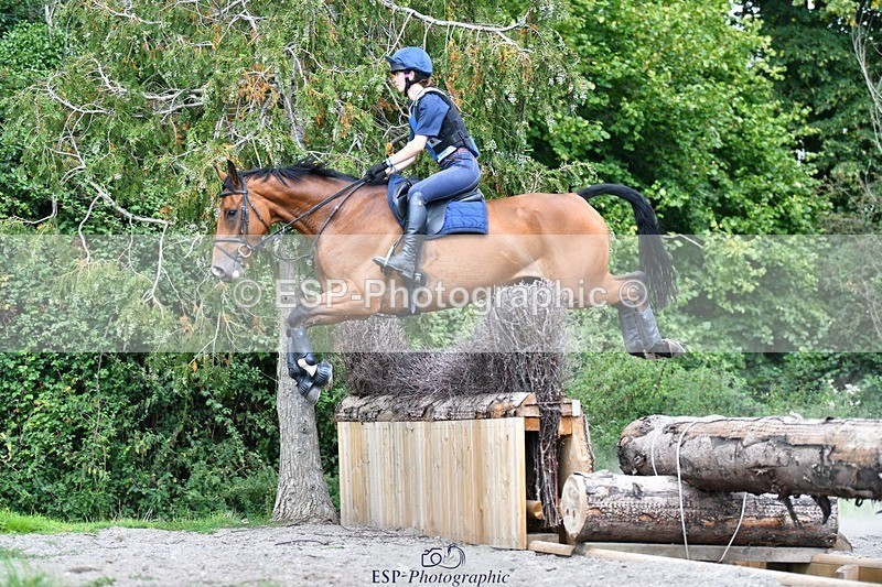 230817-135147-02952 - Abbie's 1st Group - XC