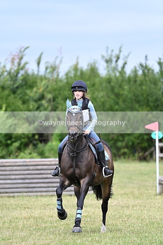 WJ7_5049 - 60cm XC Time 10:17 to 10:49