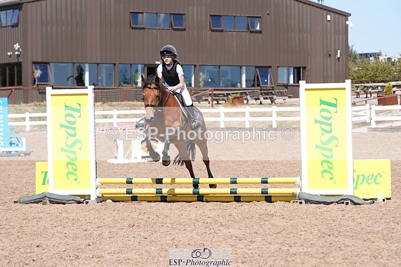 260811-150757-00007 - Cls 1 and 2 Clear Round
