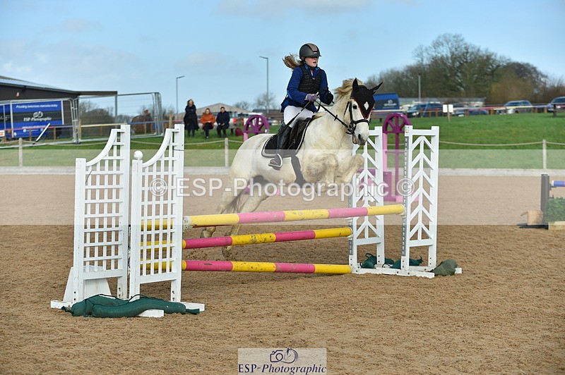 240210A-120052-00924 - Cls 19+20 Club and Schools 80cm