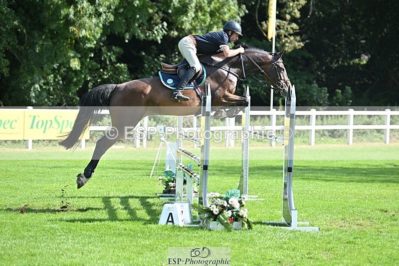 230909-115608-05333 - Cls 11 Snr Foxhunter & 1.20m Open