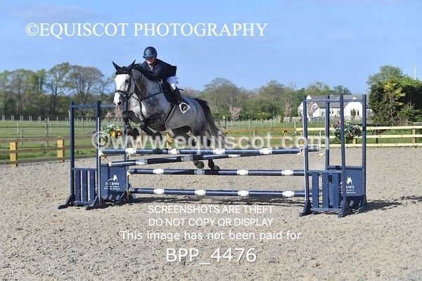 BPP_4476 - CLASS 9 Senior Newcomers/ 1.10m Open
