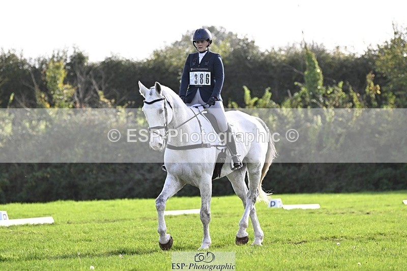 241025-142000-09620 - 386-Sarah.Ulph-COOL.ICE