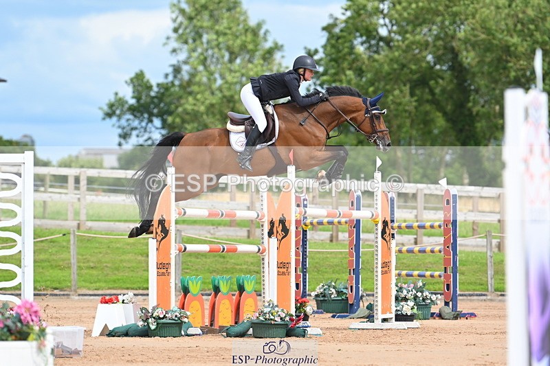 230721A-152856-07254 - Cls 10, 2 Star Big 1.45m Start to break