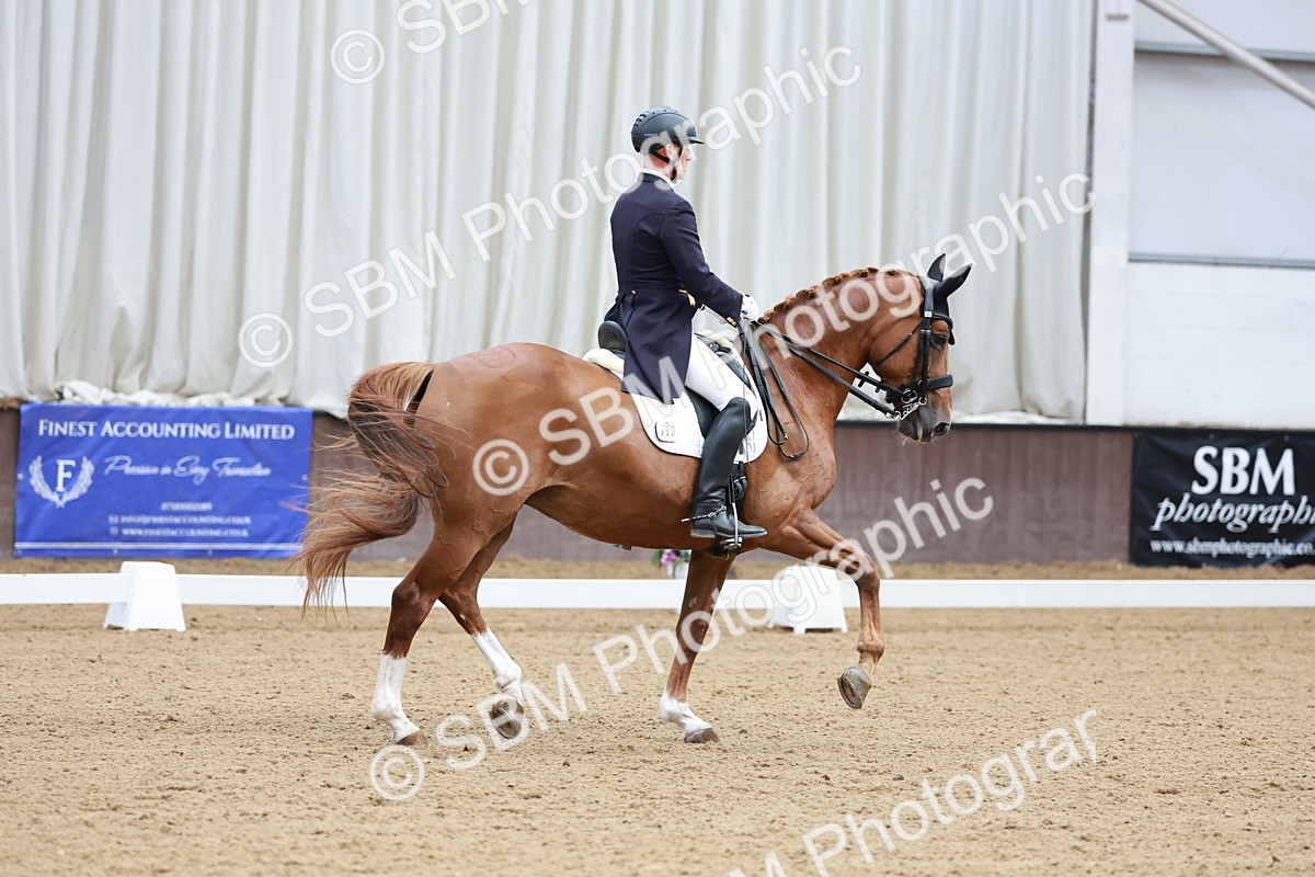 SBM_015715 - Class 5 - FEI INT II - 15.48-17.00