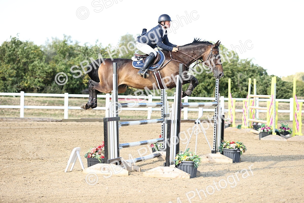 SBM_015954 - Class 18 - Senior 1.35m Open