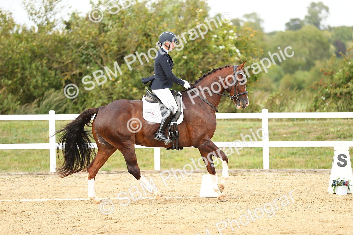 SBM_018457 - Class 14 - Novice 23 - 15.16-16.19