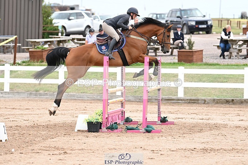 250727-085125-08629 - Cls 31 British Novice and 90cm