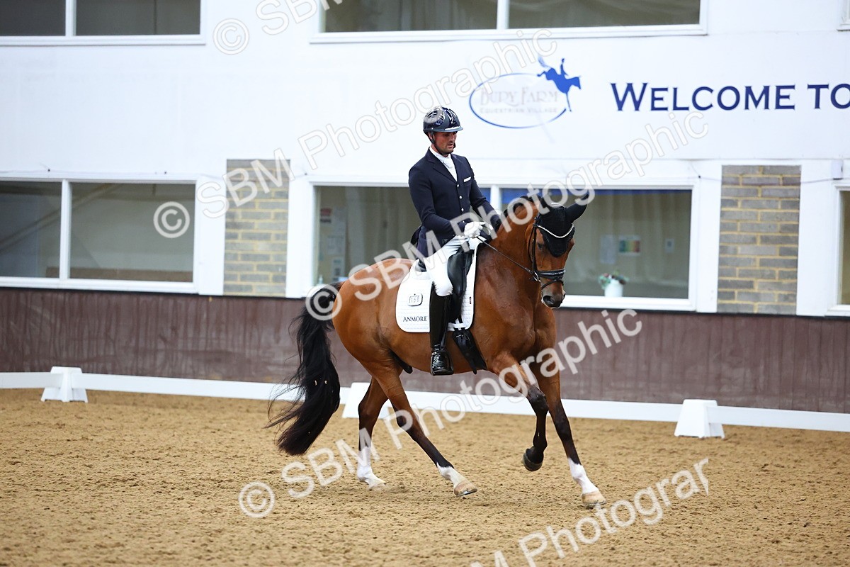 SBM_006637 - Class 5 - novice 6 - 12.04-13.07