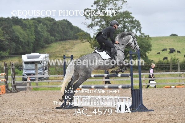 JAC_4579 - CLASS 7 Senior Foxhunter/ 1.20m Open