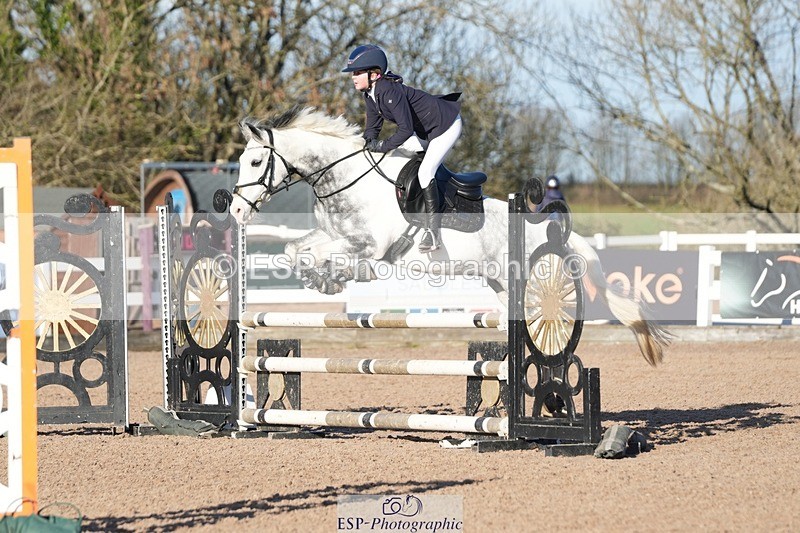 251130-112555-01066 - Cls 5 Pony Discovery & 90cm Open