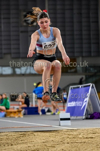 SeniorInd25-916744 - Field Female