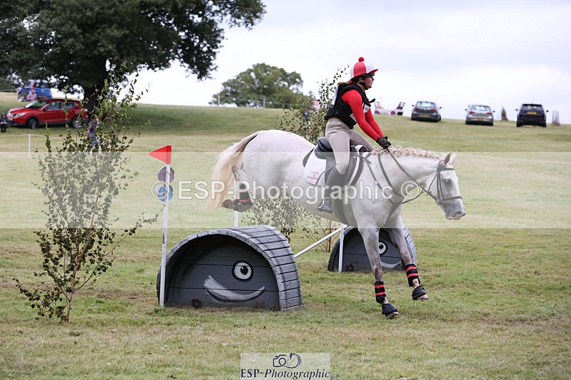 240825X-163039-36497 - 80cm XC 15.30 to 16.30