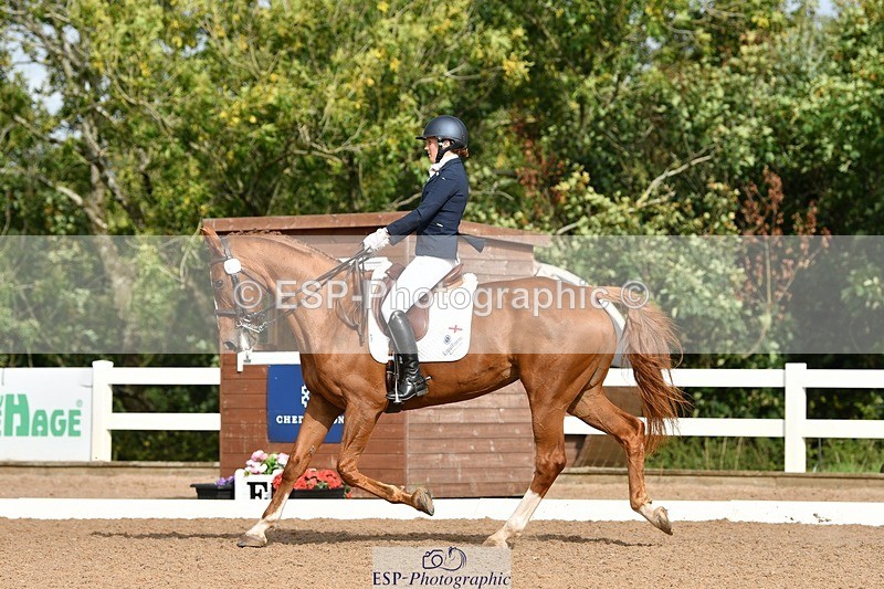 250906-103241-00652 - 037-Anna.PriceMajor.Flyer