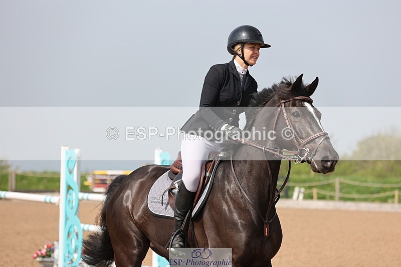 240511A-102903-11754 - Cls 33 Snr 1.20m Open