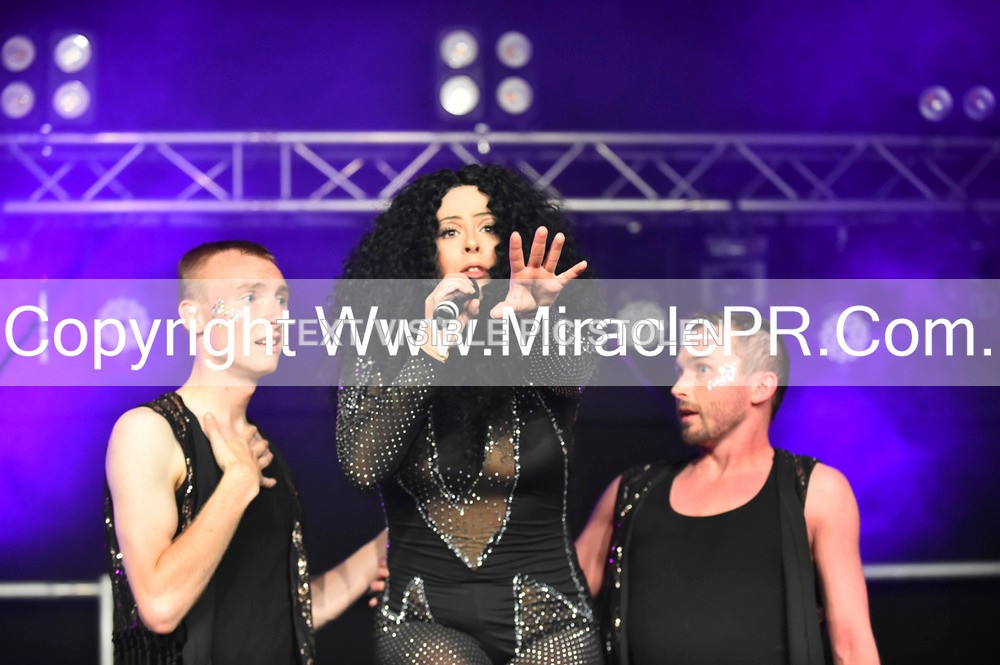 SH4_6887 - The Cher Experience