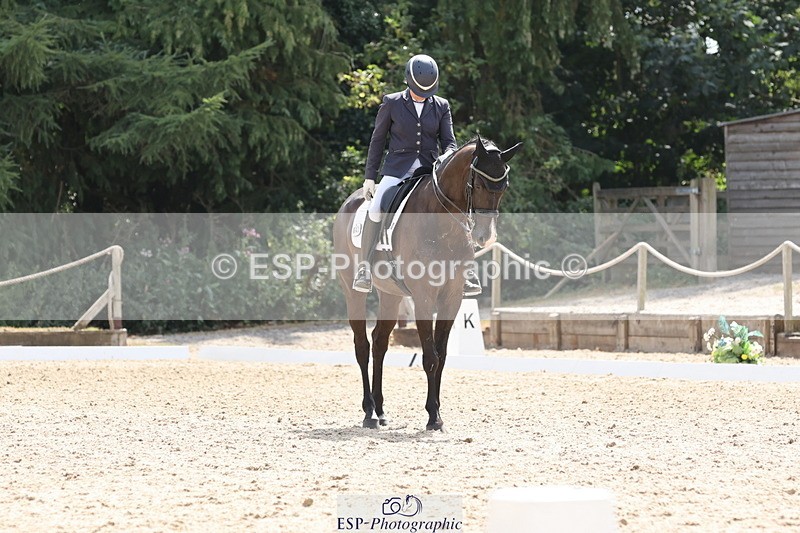 250809A-150556-04475 - 043-Louise.HutchinsonKingstone-W