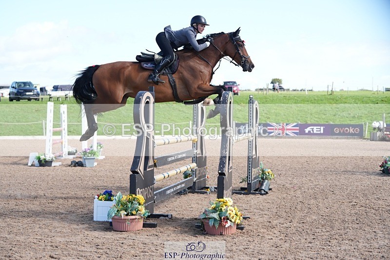 250913-111102-06343 - Cls 14 Snr Newcomers