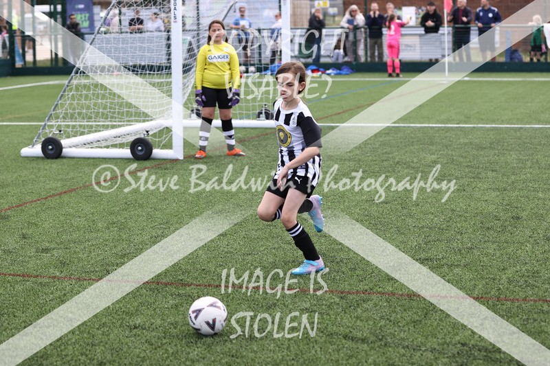 1DX31042 - Sat 13th U9 Girls