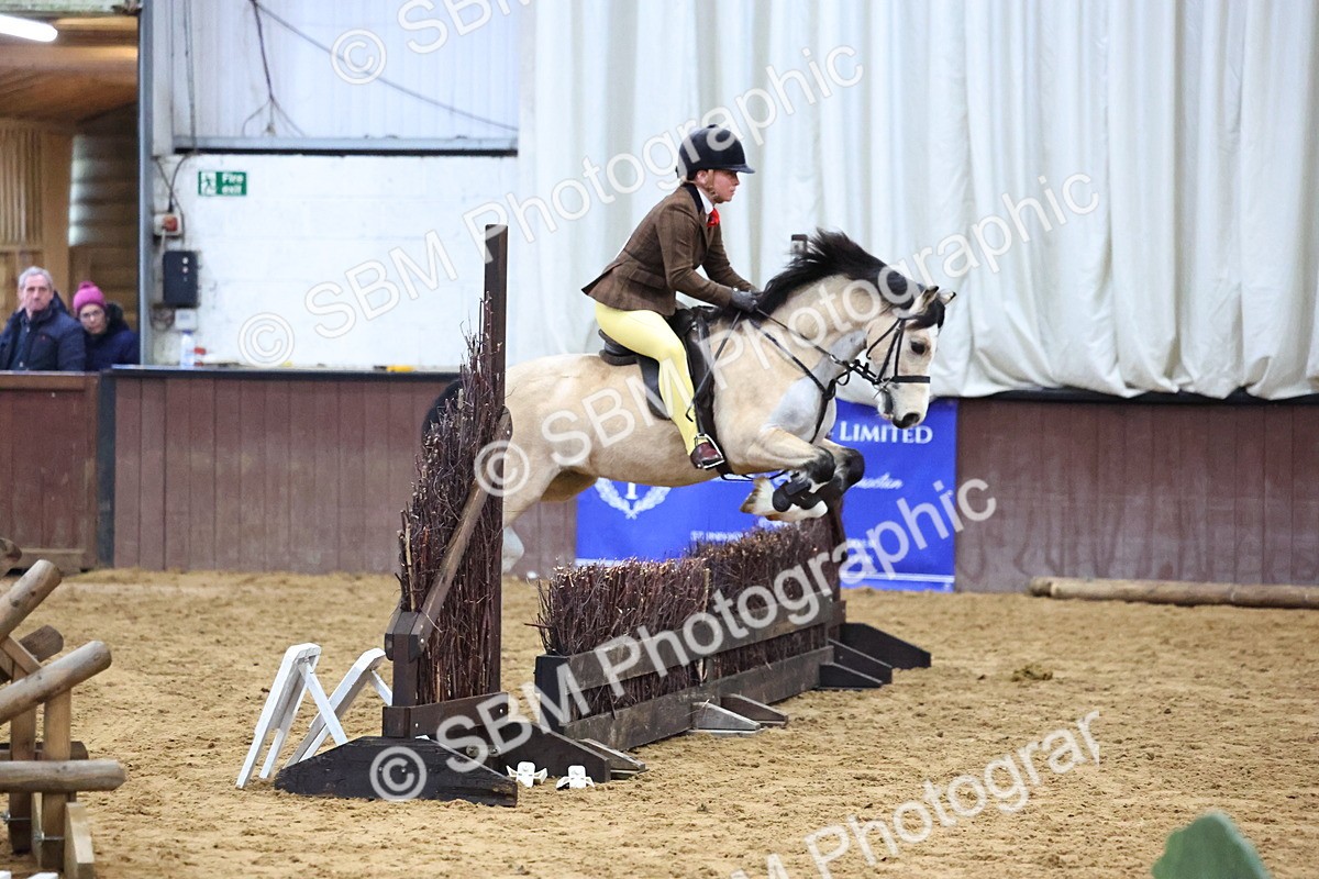 SBM_003140 - Class 35 - 60cm Training Stakes