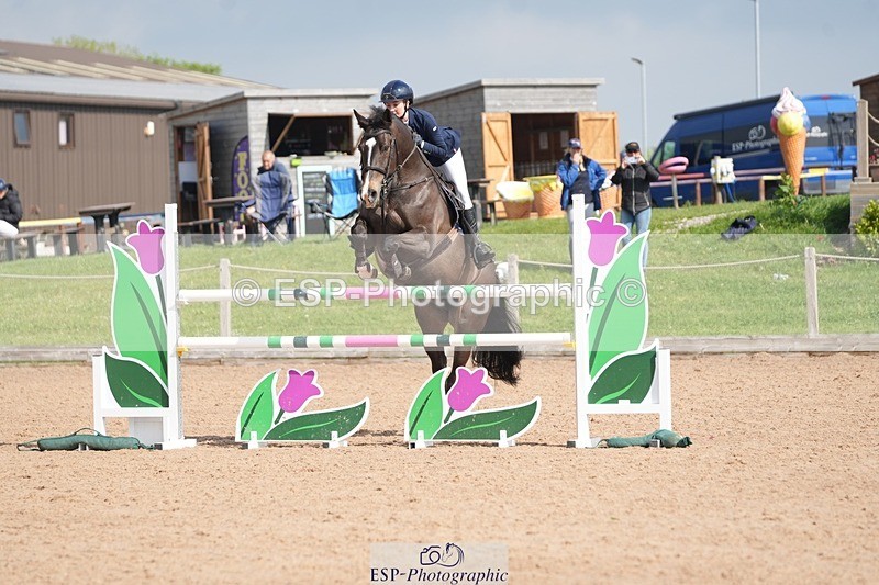 260508-100932-04790 - Cls 12 Snr Foxhunter