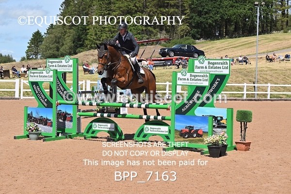 BPP_7163 - CLASS 14 FRI Nupafeeds Senior Dicovery/1m open