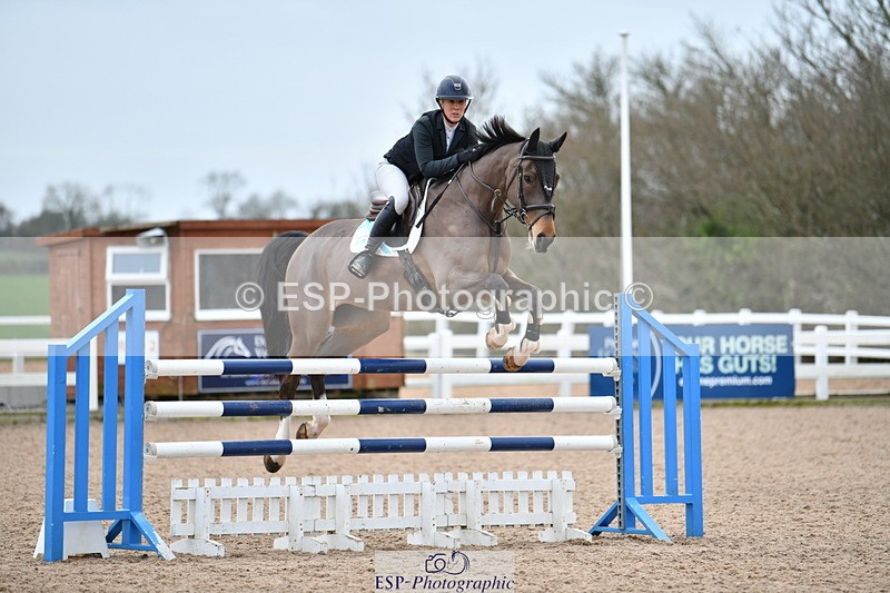 240124A-141248-00786 - Cls 5 Foxhunter & 1.20m Open