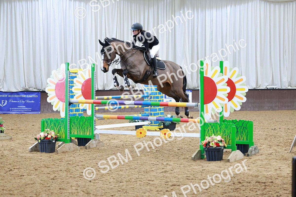 SBM_003638 - Class 11 - Senior Newcomers/ 1.10m Open