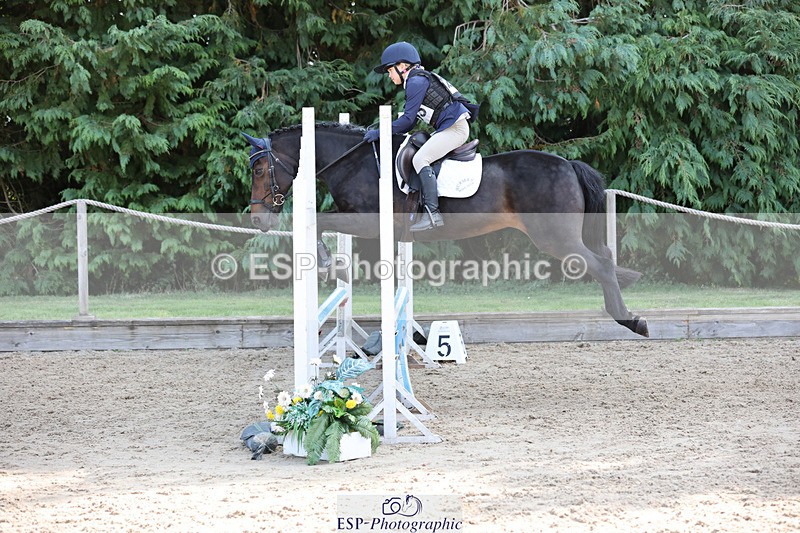 240823X-104828-15653 - 60cm R1 10.00 to 11.30