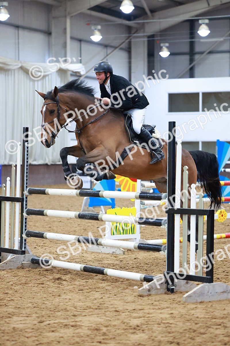 SBM_001805 - Class 4 - Senior Newcomers 1.10m